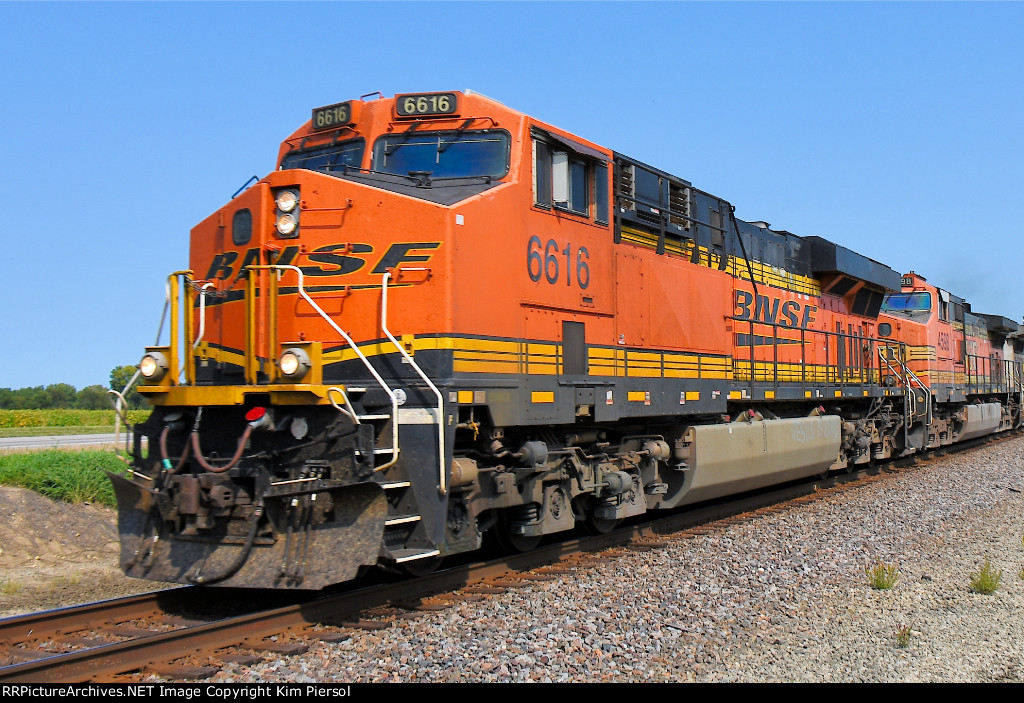 BNSF 6616